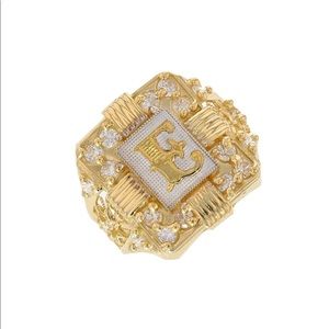 Meet your Posher, Emilio